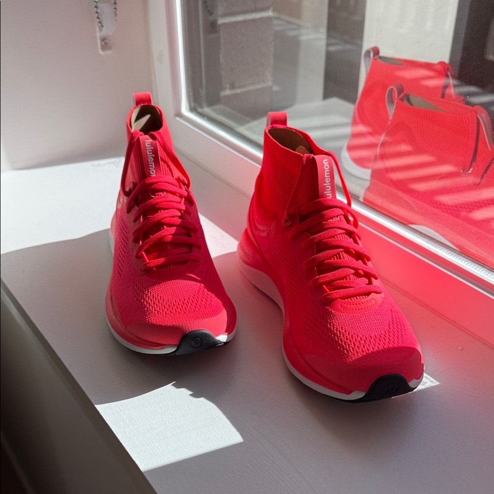 lululemon athletica Chargefeel Workout Mid